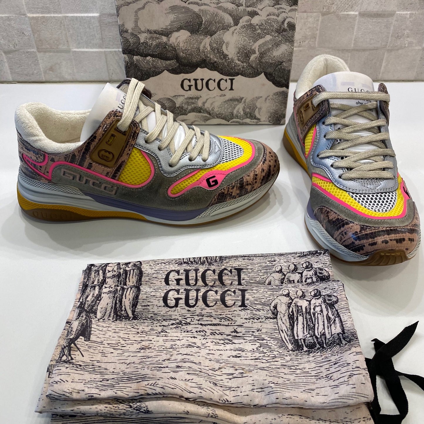 Gucci: Ultrapace Sneakers (Women's)