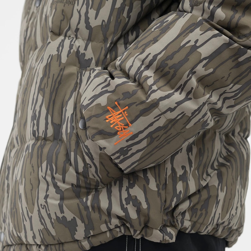 Stussy: Mossy Oak Down Puffer Jacket