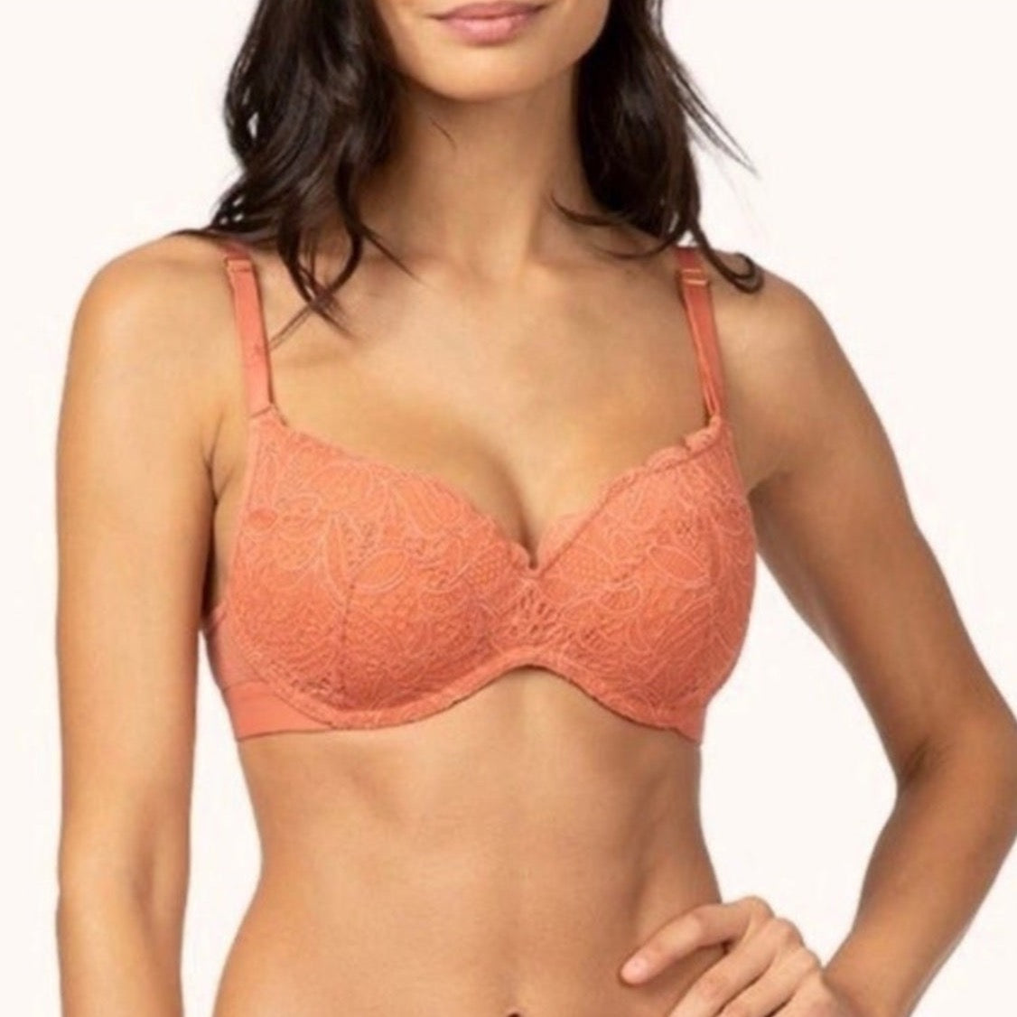 Lively: Lace Wireless Push Up Bra