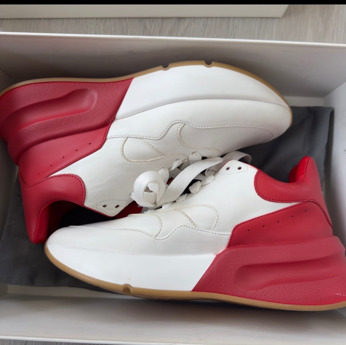 Alexander McQueen: Larry Oversized Men's Sneakers