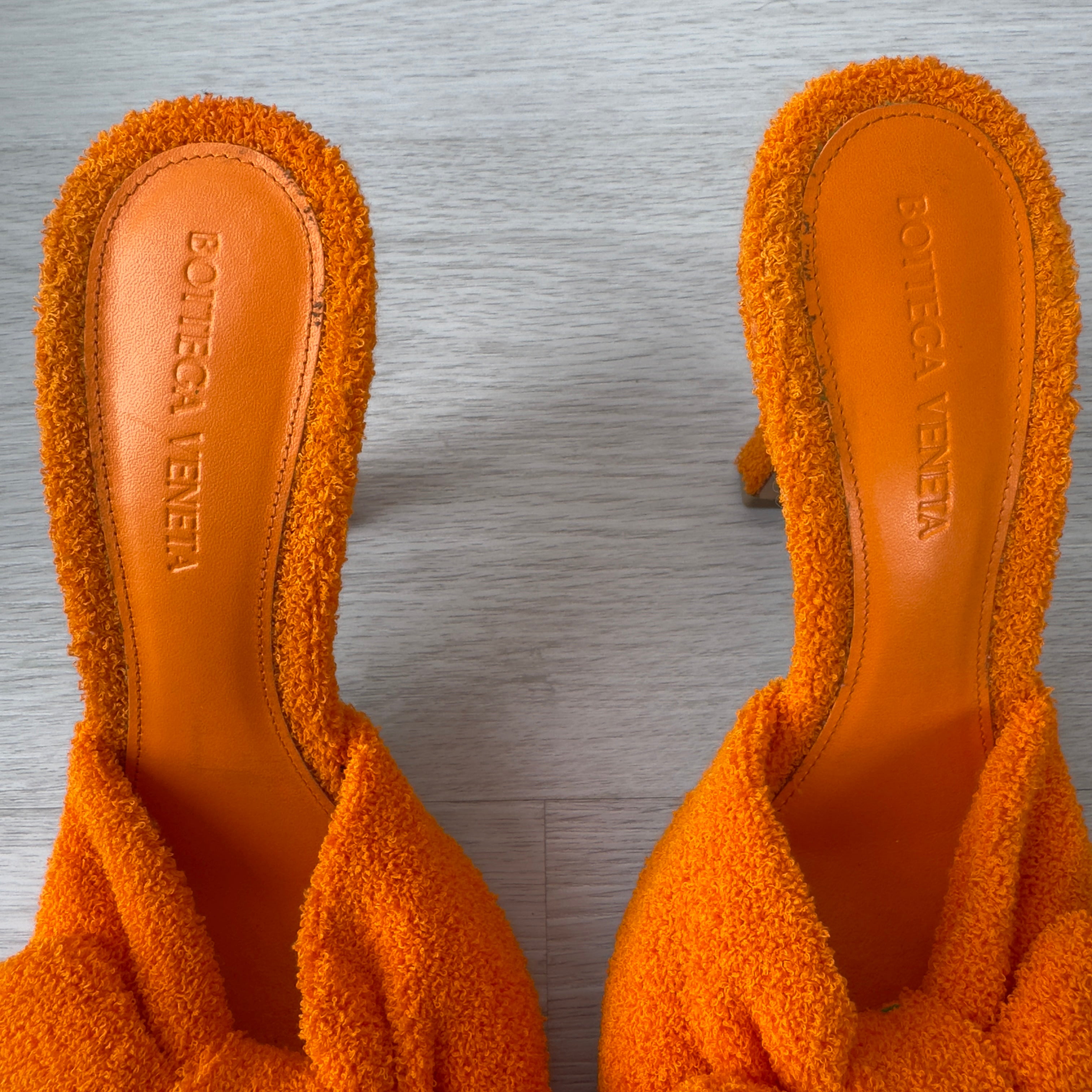 Bottega Veneta: Stretch Easy Towel Mule Sandal – Stush Fashionista