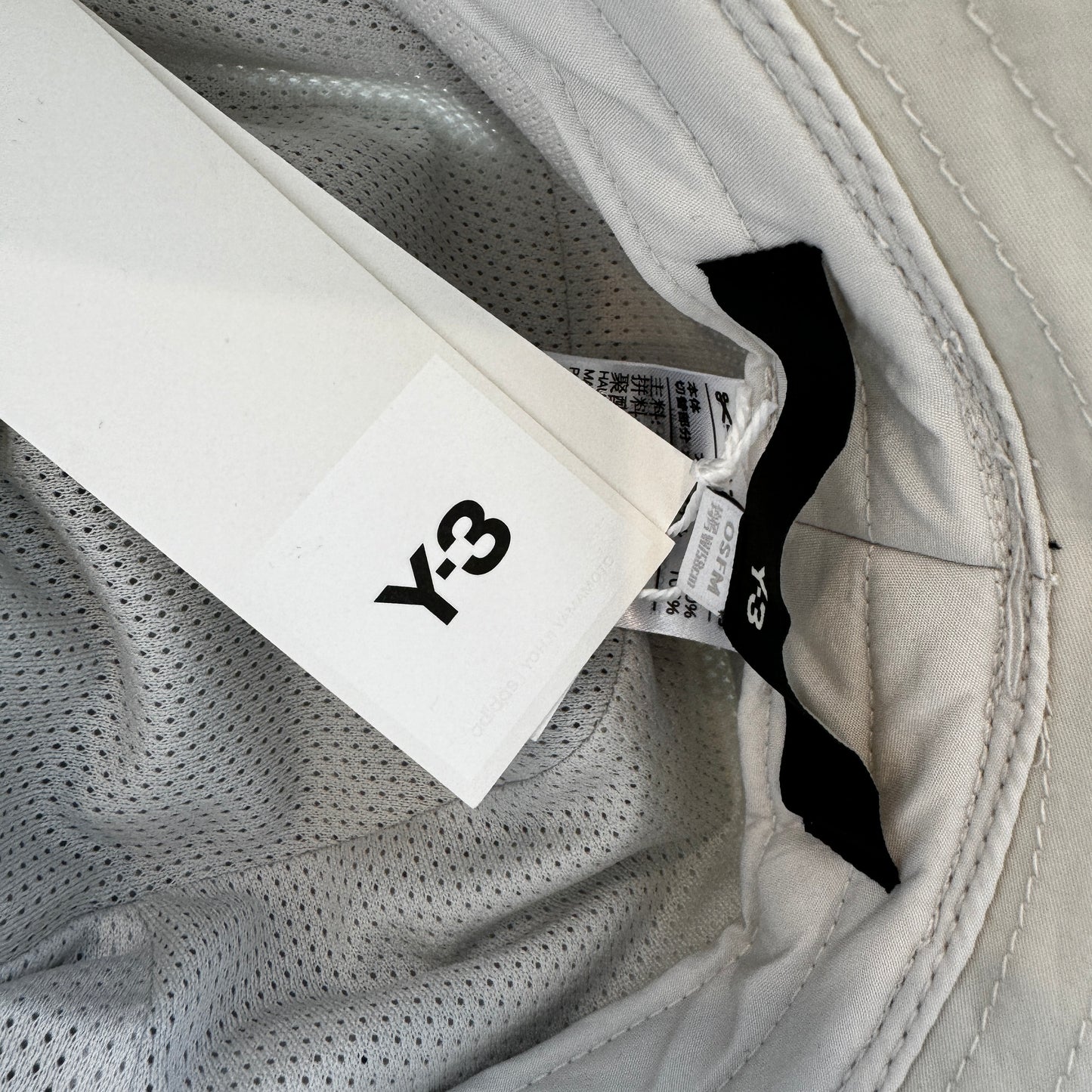 Y-3: Beige Classic Bucket Hat