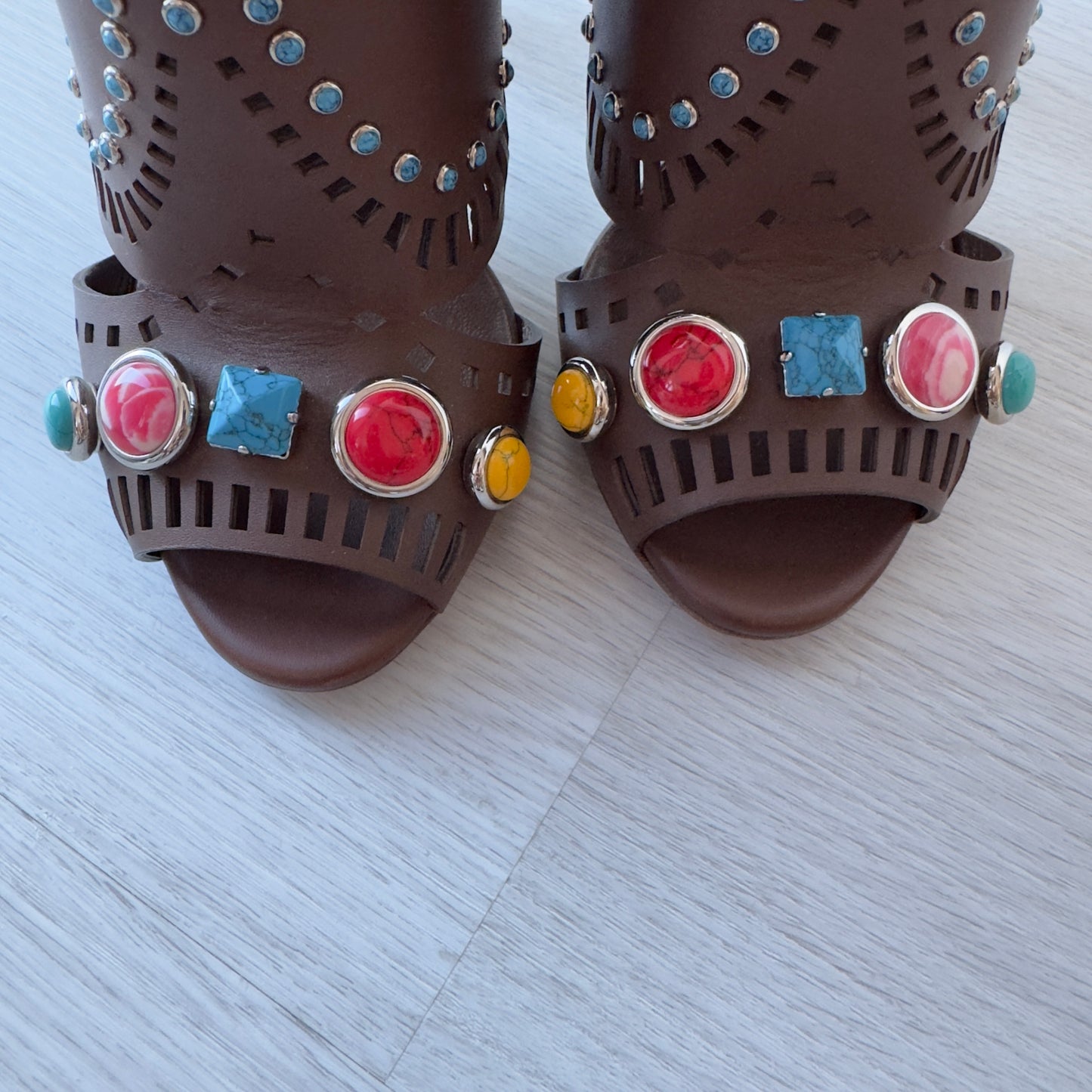 GucciI: Lika Brown Leather Boots