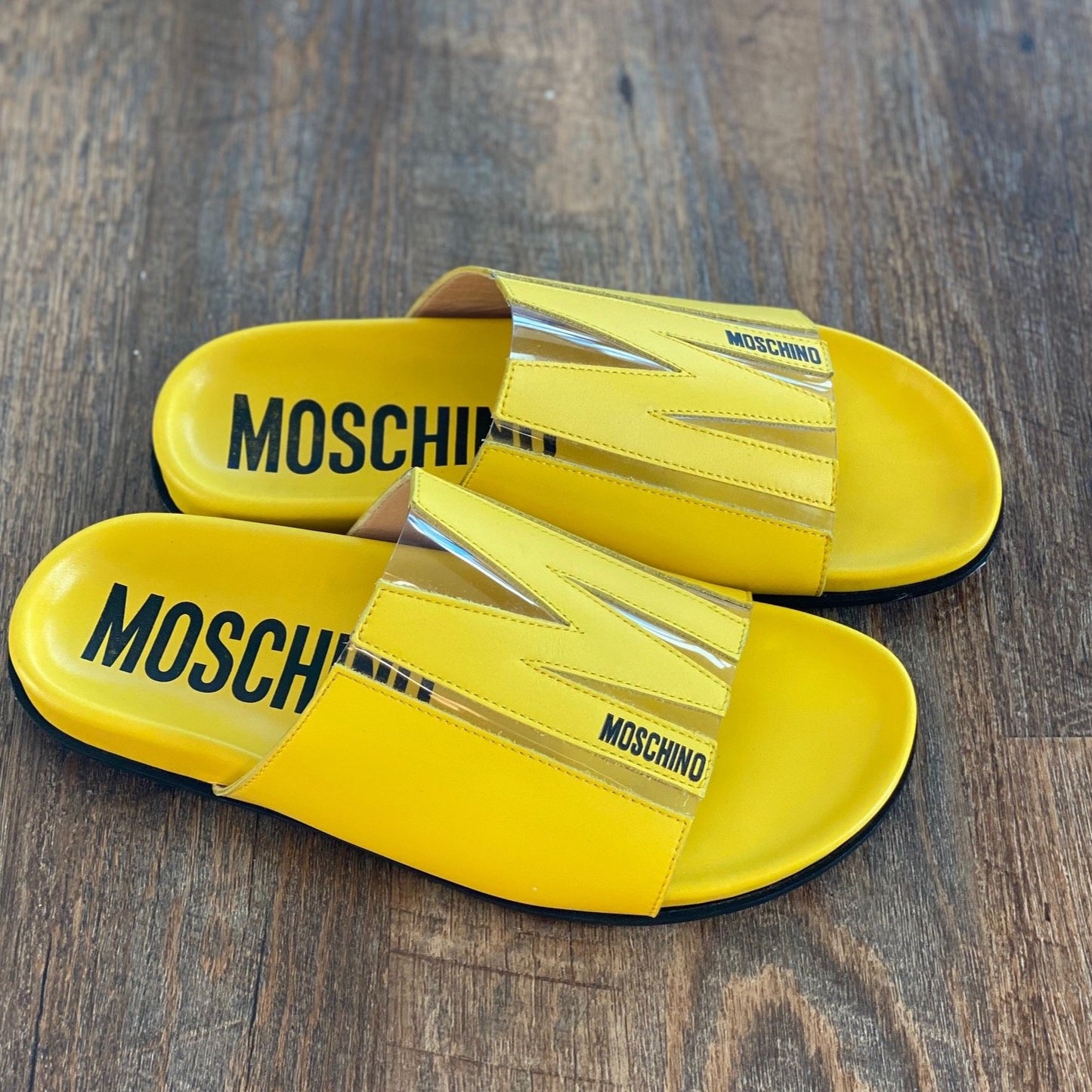 Moschino: M Logo Slide Sandals in Yellow
