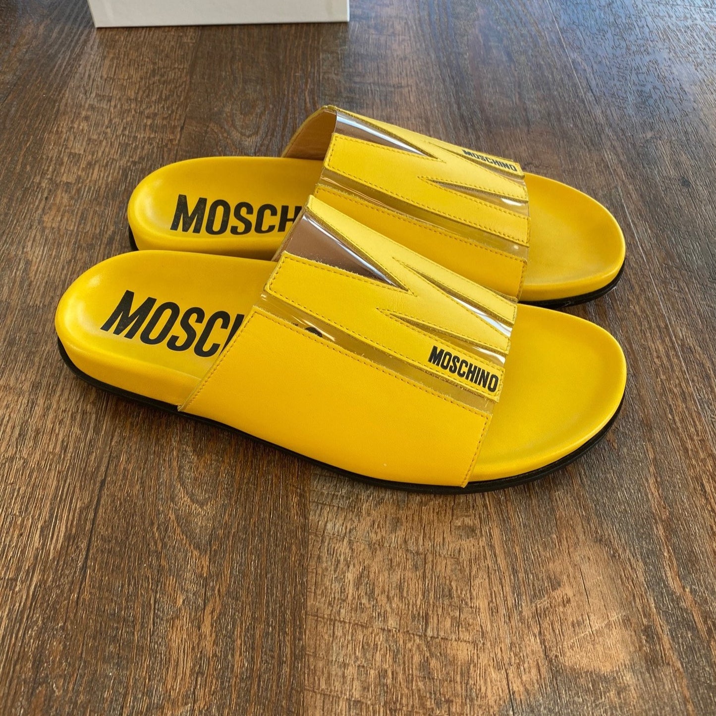 Moschino: M Logo Slide Sandals in Yellow
