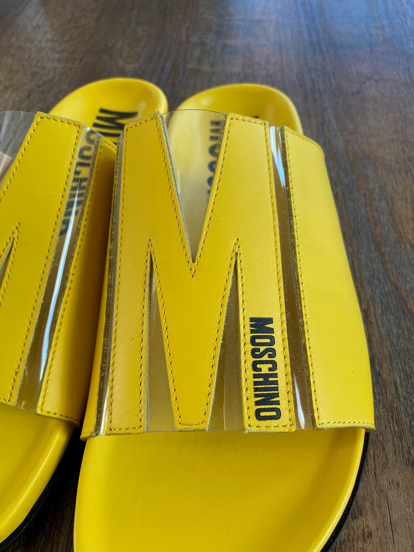 Moschino: M Logo Slide Sandals in Yellow
