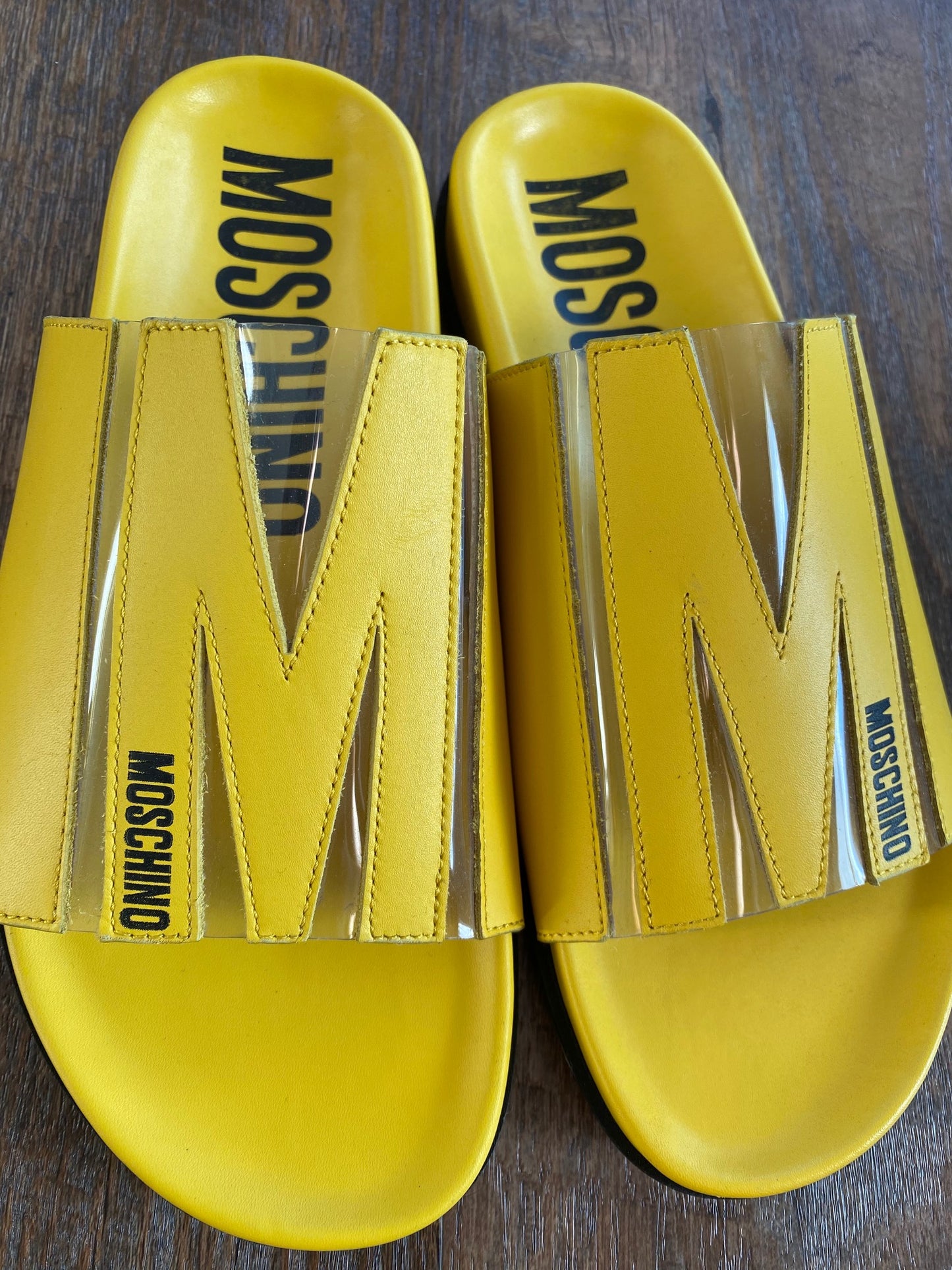 Moschino: M Logo Slide Sandals in Yellow