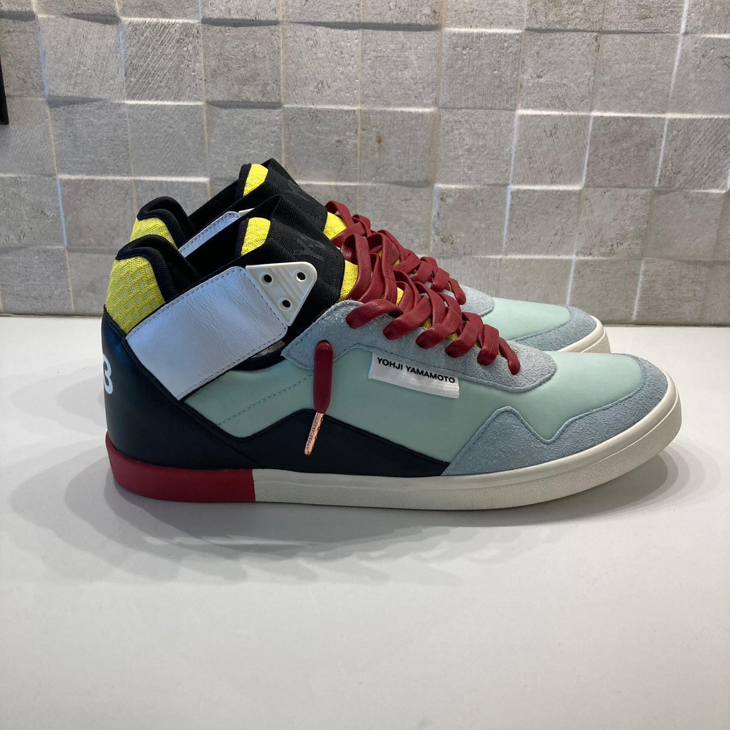 Y-3: Yohji Yamamoto Kazuhuna Sneakers