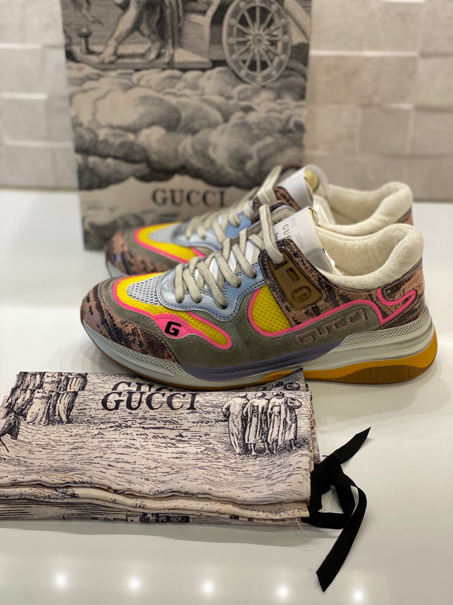 Gucci: Ultrapace Sneakers (Women's)