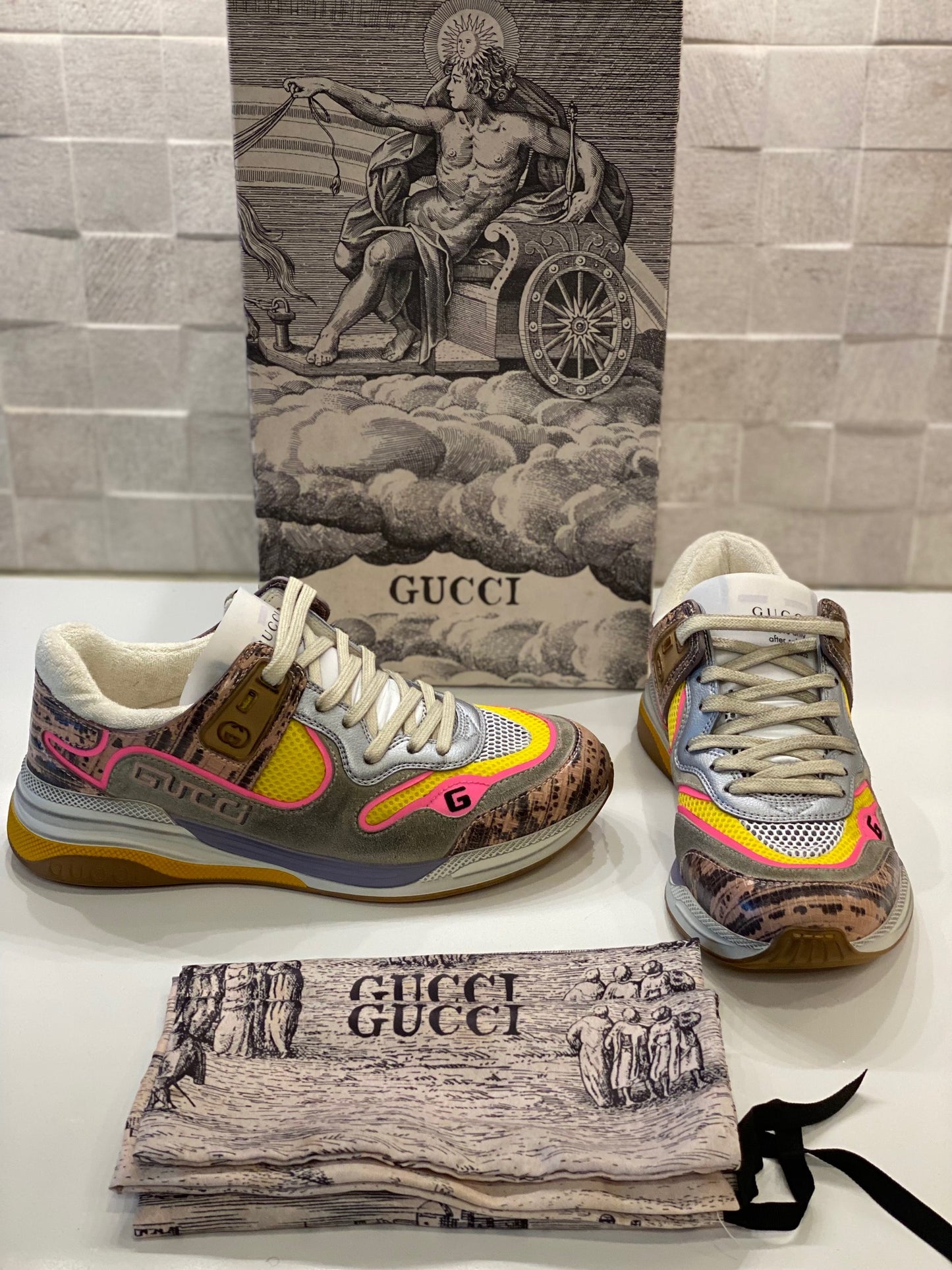 Gucci: Ultrapace Sneakers (Women's)