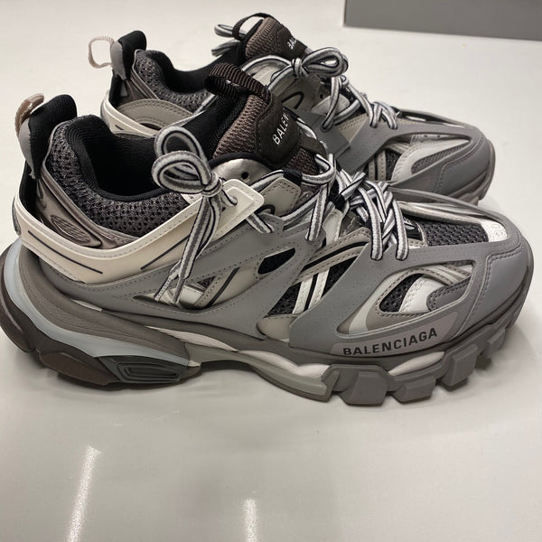 balenciaga made lightup hiking sneakers with a usb port