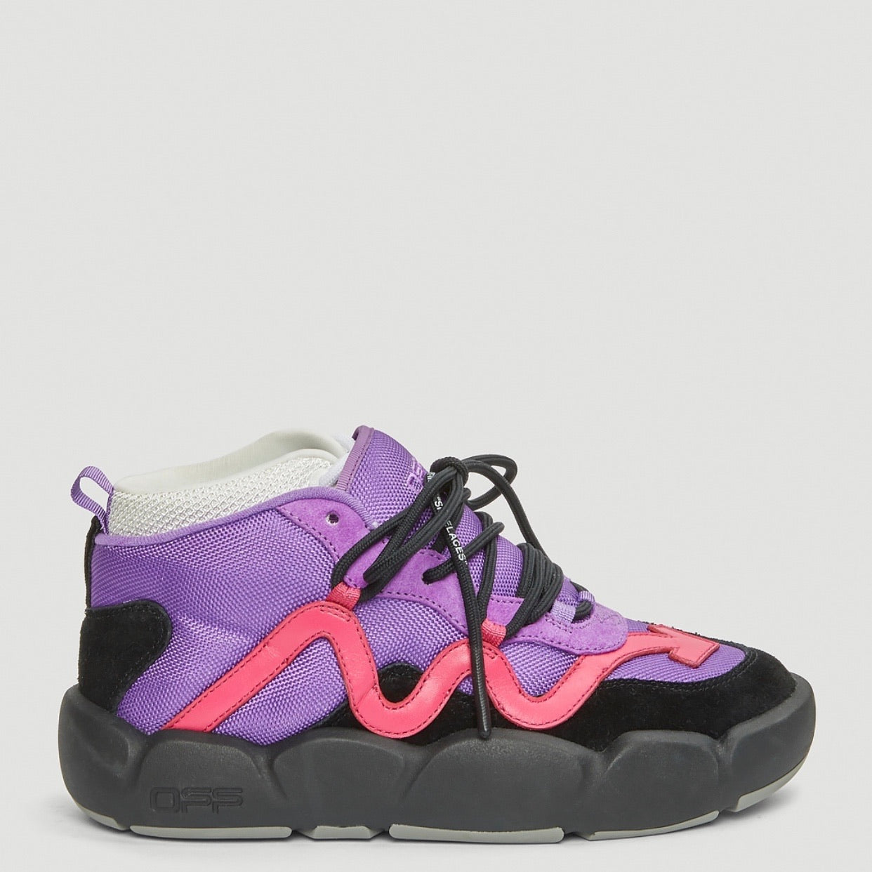 Off-White: Chlorine Sneakers